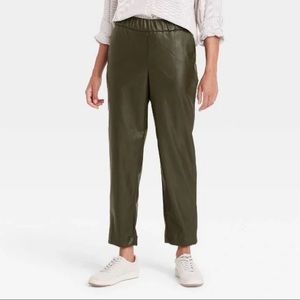 HIGH RISE FAUX LEATHER PANT